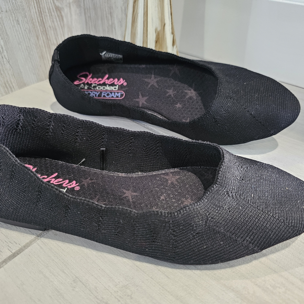 Skechers Women's Black Flats Shoes Size 6.5